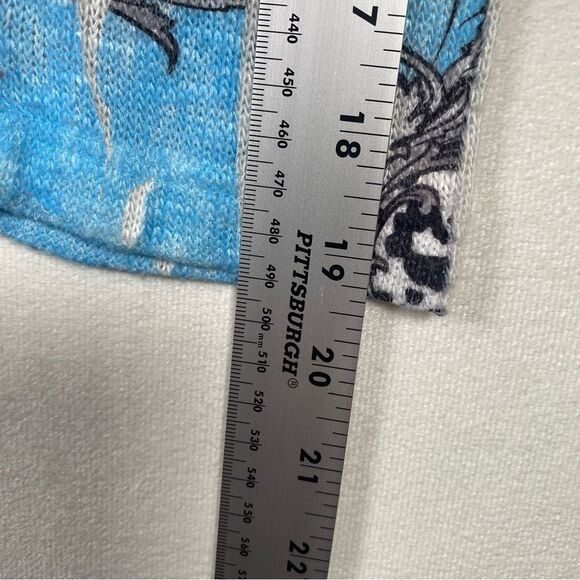 Cactus Asymmetrical Hem Blue, White and Black Design 3/4 Sleeve Top Size Large - Picture 9 of 9